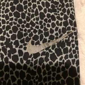 Nike Pants - Women’s Nike leggings Nike Pants - Women’s Nike leggings